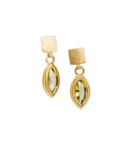 Ohrstecker mit  navetteförmigem Peridot aus 14 Karat Gelbgold