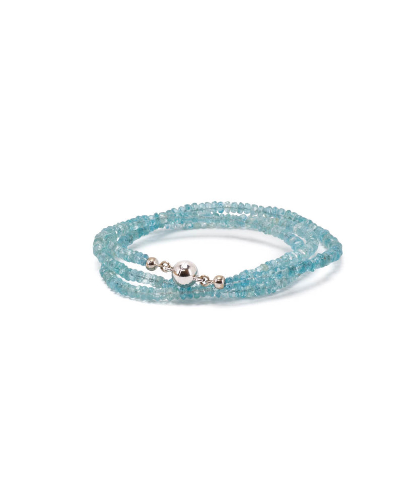 Flexibler Armschmuck mit Apatit und Magnetschließe aus 14 Karat Weißgold